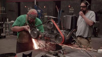 Wettkampf der Waffenschmiede: Staffel 4 Folge 11 Meister und Lehrling