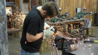 Wettkampf der Waffenschmiede: Staffel 3 Folge 11 Der Kavalleriesäbel