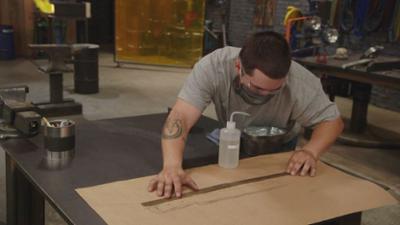 Wettkampf der Waffenschmiede: Staffel 8 Folge 9 Die Kopfaxt