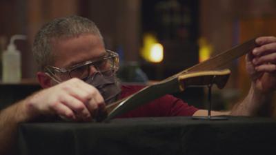 Wettkampf der Waffenschmiede: Die Jury übernimmt - Doug Marcaida