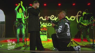 Yes we camp!: Die Frage aller Fragen - wird Jenny zu ihrem Marc "Ja" sagen?