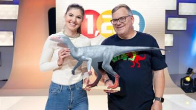 1, 2 oder 3: Elton und die Welt der Dinosaurier 1, 2 oder 3: Elton und die Welt der Dinosaurier