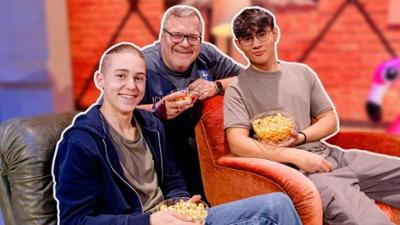 1, 2 oder 3: Elton und "Die WG"