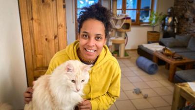 Anna, Nina, Pia und die Haustiere: Ein Tag mit der Katzenpsychologin