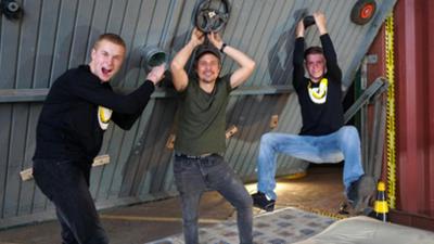 Checkpoint: Eisklettern, Powertools und Popcorn XXL