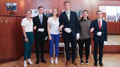 Die WG: 5. Wiener Walzer