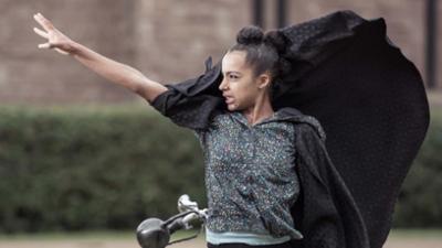 Eine lausige Hexe: 39. Ruhm und Rache