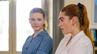 First Day: 3. Folge