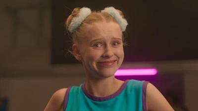 High Hoops: Kapitänin Aoife