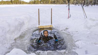 Pia und die wilde Natur: Eisbaden am Polarkreis