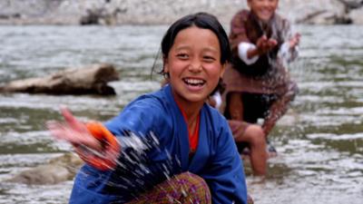 Schau in meine Welt: Tshering aus Bhutan im Tal der großen Träume