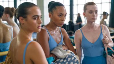 Spellbound - Verzaubert in Paris: 17. Süße Magie