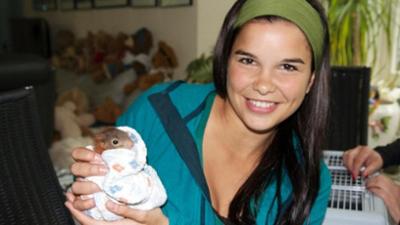 Wilde Tiere Reportagen: Nüsse für die Eichhörnchen