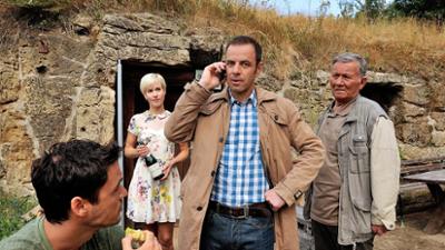 Alles Klara: Folge 28: Picknick mit Leiche (S02/E12)
