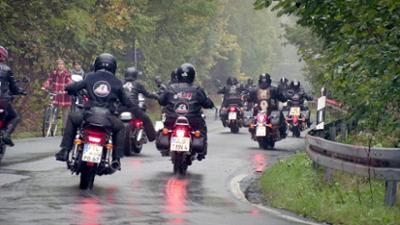 Alles Klara: Folge 44: Dunkle Bräute (S03/E12)