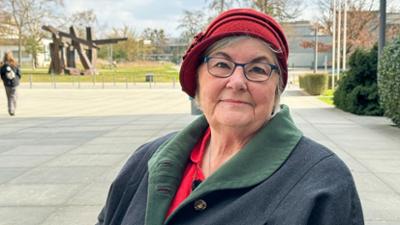 Arm dran, selbst schuld? fragt Tan Caglar: (S04/E03)