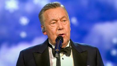 Die besten Weihnachtshits aller Zeiten: Präsentiert von Bernhard Brink (2)