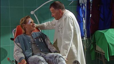 In aller Freundschaft: Folge 361: Ganze Kerle (S10/E28)