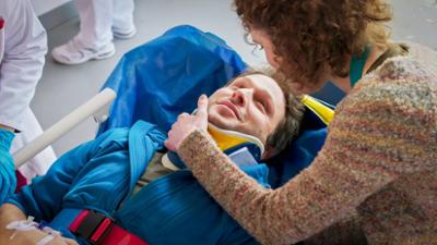 In aller Freundschaft: Folge 105: Gemeinsam durchs Leben (S03/E21)