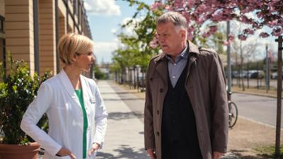 In aller Freundschaft: Folge 950: Gleichklang (S24/E29)