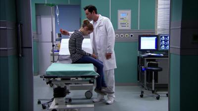 In aller Freundschaft: Folge 659: Annäherungsversuche (S17/E32)