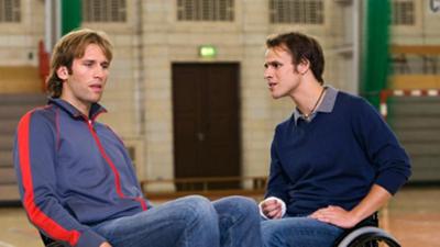 In aller Freundschaft: Folge 418: Im Alleingang (S12/E01)