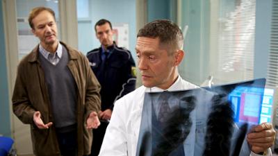 In aller Freundschaft: Folge 633: Verdachtsmomente (S17/E06)