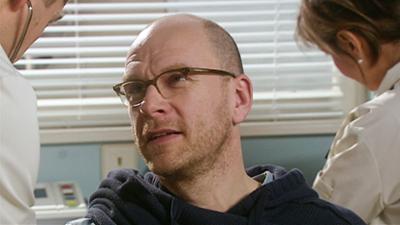 In aller Freundschaft: Folge 352: Falscher Ehrgeiz (S10/E19) In aller Freundschaft: Folge 352: Falscher Ehrgeiz (S10/E19)