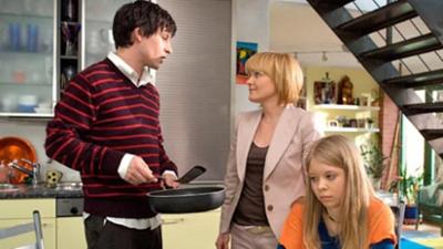 In aller Freundschaft: Folge 357: Ein Vater zu viel (S10/E24)