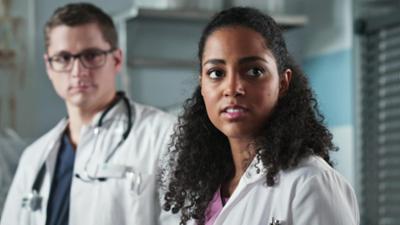 In aller Freundschaft - Die jungen Ärzte: Folge 221: Zwickmühle (S06/E11)