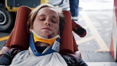 In aller Freundschaft - Die jungen Ärzte: Folge 270: Ausgenutzt (S07/E18)