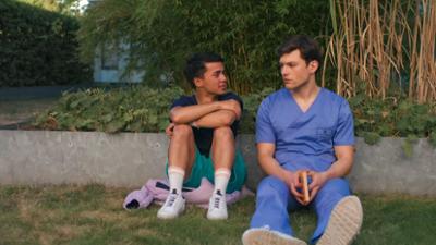 In aller Freundschaft - Die jungen Ärzte: Folge 335: Spätzünder (S08/E41)
