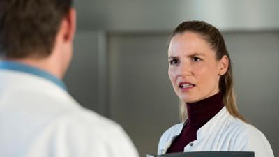 In aller Freundschaft - Die jungen Ärzte: Folge 380: Liebeswirren (S10/E02)