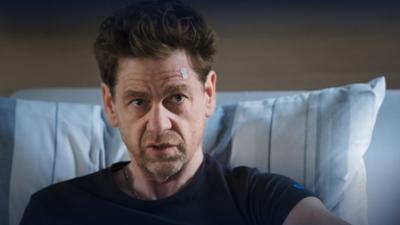 In aller Freundschaft - Die jungen Ärzte: Folge 294: Freundschaft (S07/E42)
