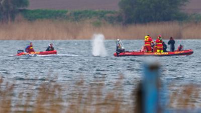 MDR aktuell: Wal schwimmt sich frei - Drama geht weiter