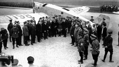 Pioniere der Lüfte: Nonstop über den Atlantik