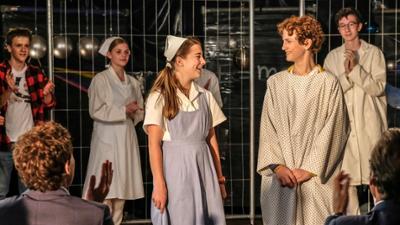 Racko - Ein Hund für alle Fälle: Folge 26: Premierenfieber (S02/E13)