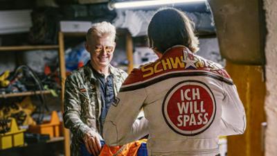 Raus aufs Land: Folge 2: NDW-Sänger kauft Dorfhotel – Markus will Spaß - diesmal aufm Land (S06/E02)