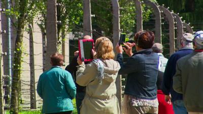 Rettet Auschwitz!: Gedenken zwischen Massentourismus und Neubaugebiet