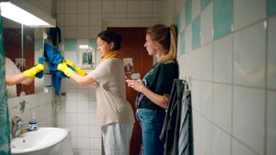 Sick: Folge 3: Testvögeln