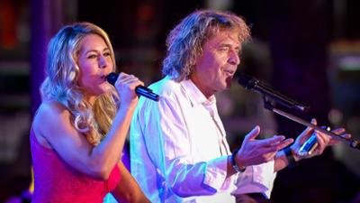 Sommerhits & Spaß: Musik und Humor nonstop