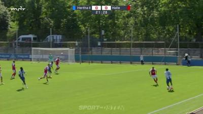 Sport im Osten: Hertha BSC II - Hallescher FC