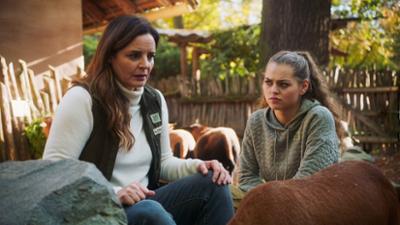 Tierärztin Dr. Mertens: Folge 109: Abschiede und Rückkehrer (S09/E12)