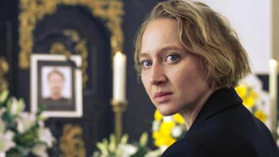 Totenfrau: Folge 1: Im Reich der Toten (S01/E01)