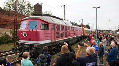 Unterwegs in Thüringen: Unterwegs mit dem Traditionszug Unterwegs in Thüringen: Unterwegs mit dem Traditionszug