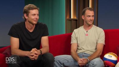 DAS! Rote Sofa: Beachvolleyballer Ehlers und Wickler auf dem Roten Sofa