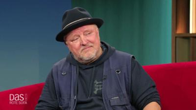 DAS! Rote Sofa: Schauspieler Axel Prahl auf dem Roten Sofa
