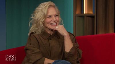 DAS! Rote Sofa: Sängerin und Moderatorin Ina Müller auf dem Roten Sofa