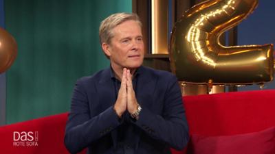 DAS! Rote Sofa: Moderator Hinnerk Baumgarten auf dem Roten Sofa
