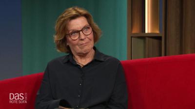 DAS! Rote Sofa: Schriftstellerin Dora Heldt auf dem Roten Sofa